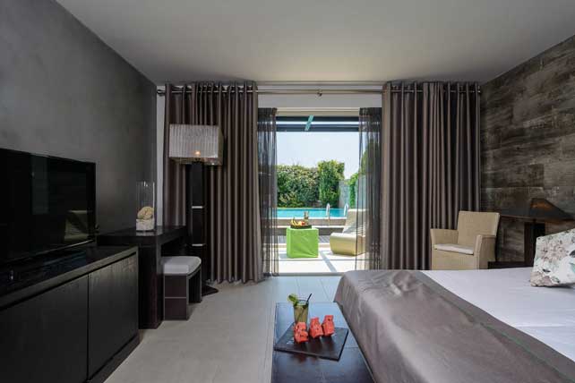 Bungalow With Private Pool