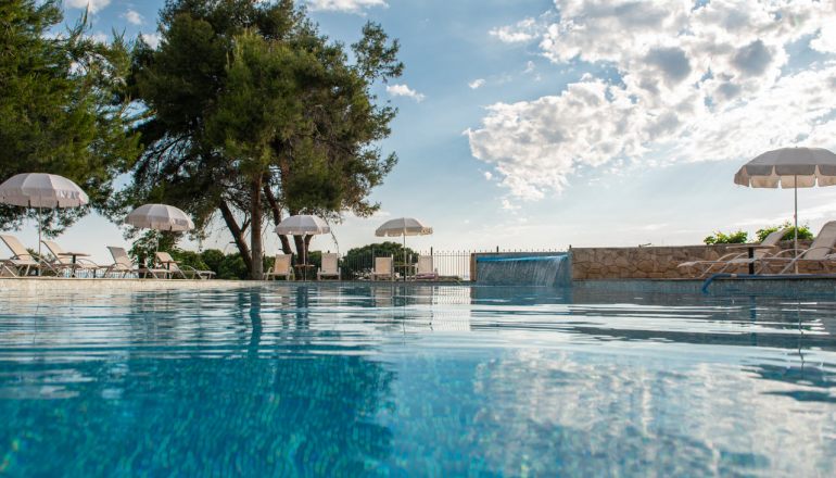 4* Lesse Hotel - Χανιώτη, Χαλκιδική